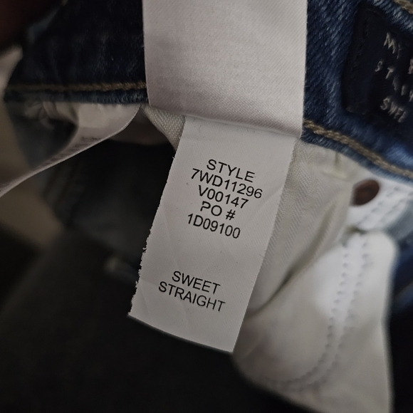 NWT Lucky Brand Mid Rise Sweet Straight Leg Jeans - Picture 12 of 12